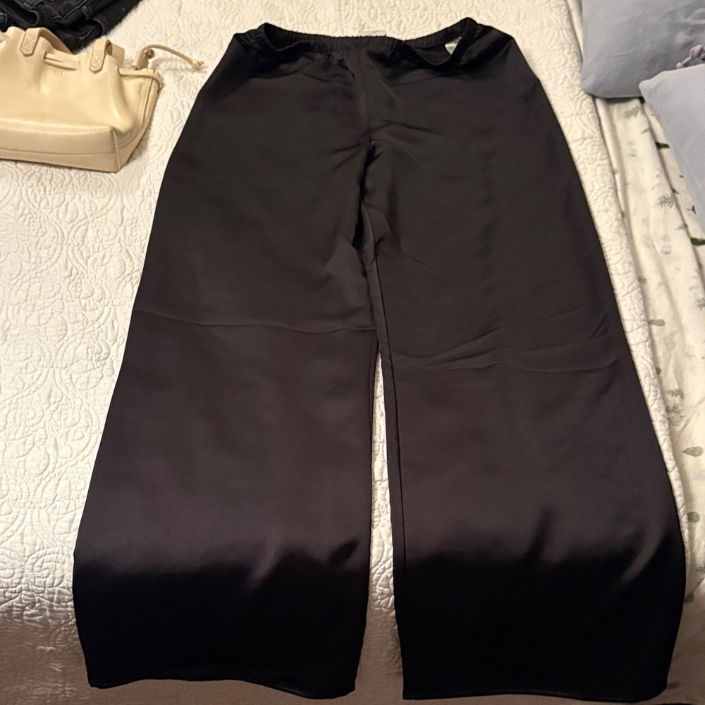 Calvin Klein Elegant Black Wide-Leg Pants